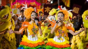 881: Chị Em Đu Đủ Vietsub